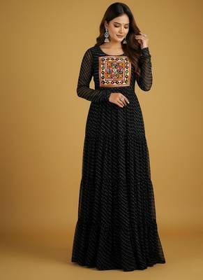 Black thread embroidery pure georgette salwar suit 3