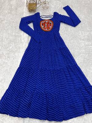 Navy-blue thread embroidery pure georgette salwar suit 4