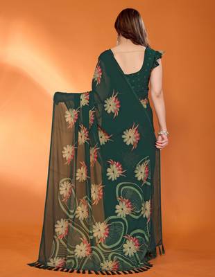 green mannequin store printed saree 4