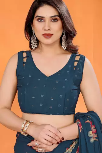 rama_green mannequin store printed saree