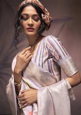 light purple premium art silk blend sarees  luxurious weaving 2