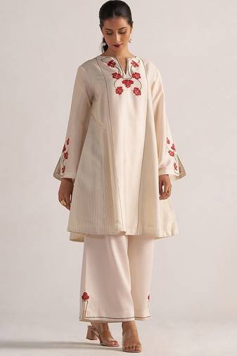 Tofu cream festive co-ord set