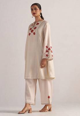Tofu cream festive co-ord set 4
