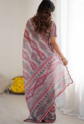 Grey georgette printed saree with mirror work border & unstitched georgette silk blend blouse 2