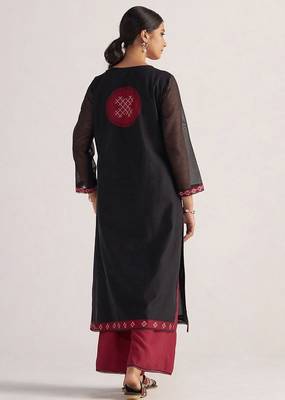 Black and maroon woven kurta set 2