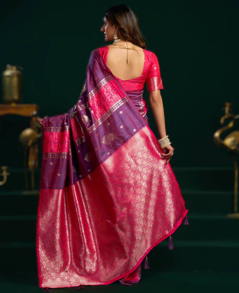 magenta soft art silk saree with fancy pumpum border