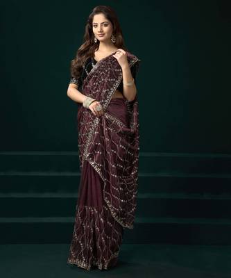 maroon net saree with embroidered pallu work 3