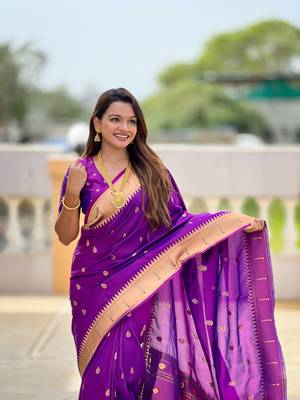 Soft paithani silk saree with zari weawing motifs design and meenakari weawing rich pallu 3