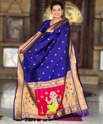 Soft paithani silk saree with zari weawing motifs design and meenakari weawing rich pallu 2