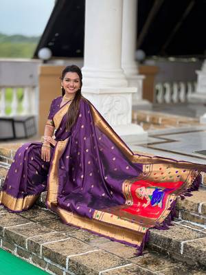 Soft paithani silk saree with zari weawing motifs design and meenakari weawing rich pallu 5