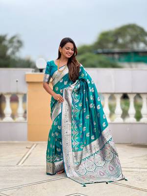 soft banarasi art silk saree with zari weaving meenakari touchup design all over the saree 2