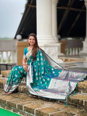 soft banarasi art silk saree with zari weaving meenakari touchup design all over the saree 4