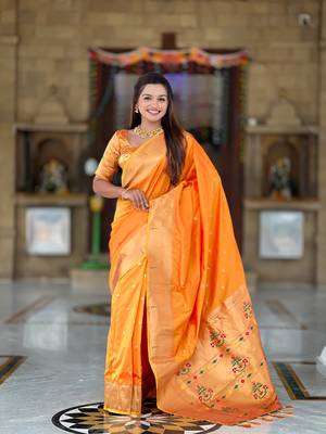 Soft paithani silk saree with zari weawing motifs design and meenakari weawing rich pallu 3