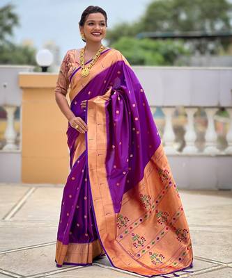 Soft paithani silk saree with zari weawing motifs design and meenakari weawing rich pallu 3