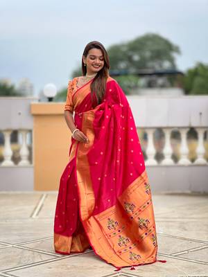 Soft paithani silk saree with zari weawing motifs design and meenakari weawing rich pallu 4