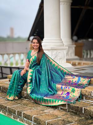 Soft paithani silk saree with zari weawing motifs design and meenakari weawing rich pallu 5