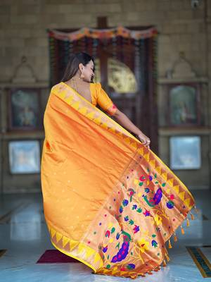 Soft paithani silk saree with zari weawing motifs design and meenakari weawing rich pallu 2