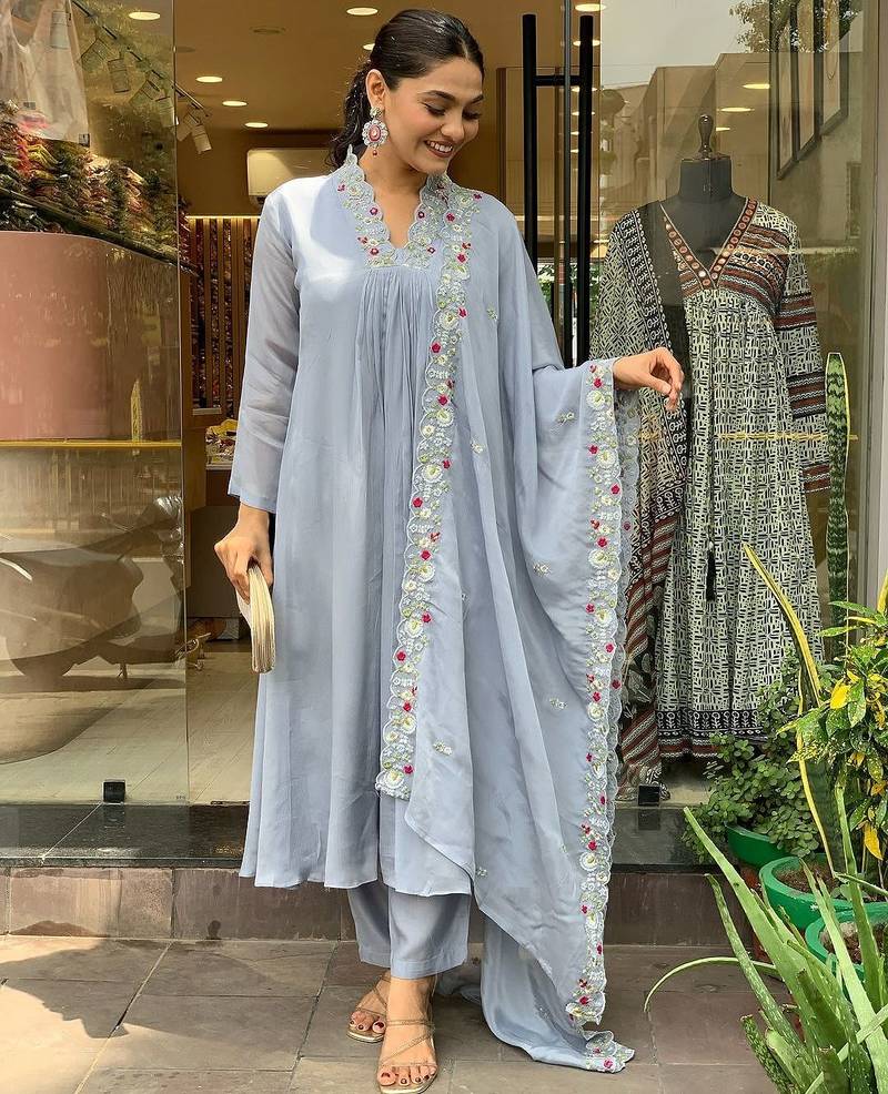 Grey color viscose chinon embroidered kurta set