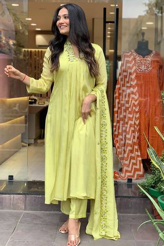 Lemon yellow color viscose chinon embroidered kurta set