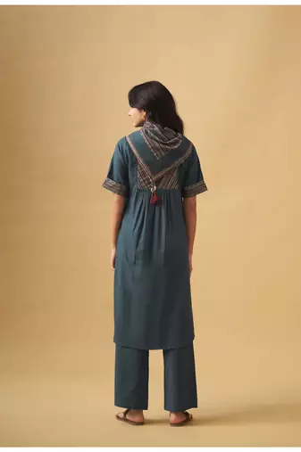 Blue textured cotton kurta set with matching scarf