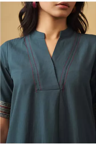 Blue textured cotton kurta set with matching scarf