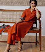 Red cotton kurta set with contrast detailing & tassel scarf