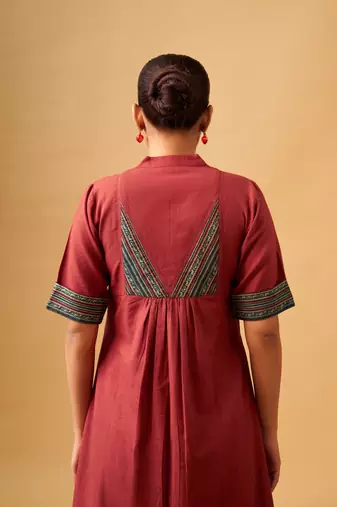 Red cotton kurta set with contrast detailing & tassel scarf