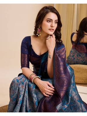 sky blue silk blend banarasi saree with unstitched blouse piece 4