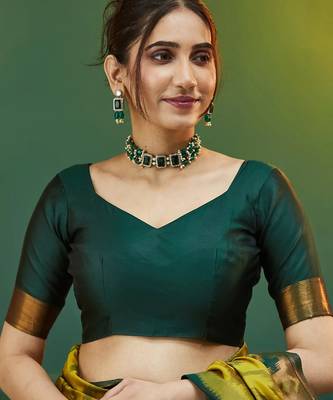 lemon green silk blend banarasi saree with unstitched blouse piece 5