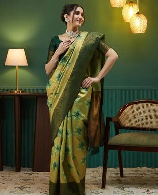 pista green silk blend banarasi saree with unstitched blouse piece 4