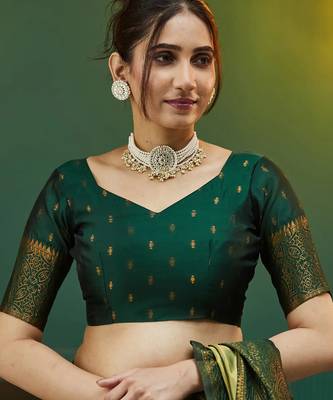 pista green silk blend banarasi saree with unstitched blouse piece 5