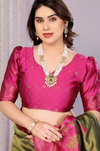 mehendi pink silk blend banarasi saree with unstitched blouse piece
