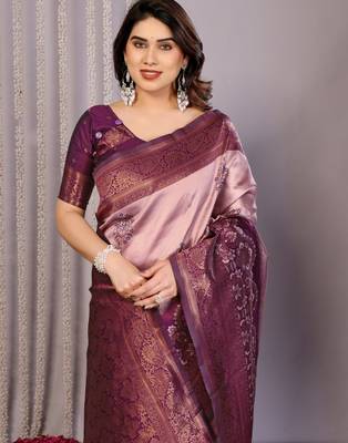 peach wine silk blend banarasi saree with unstitched blouse piece 4