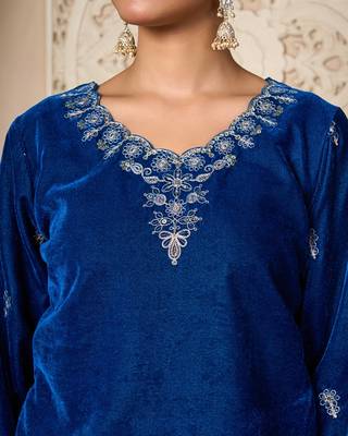 Royal Blue Velvet Straight-Cut Suit 4