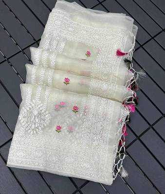 Off White Color Floral Embroidered Organza Silk  Saree 6