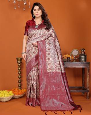 cream red silk blend banarasi saree with unstitched blouse piece 2