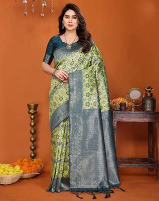 lemon morpich silk blend banarasi saree with unstitched blouse piece 2