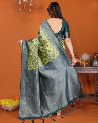 lemon morpich silk blend banarasi saree with unstitched blouse piece 3
