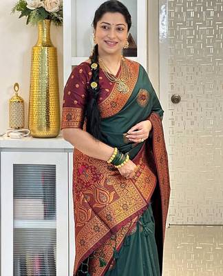 green maroon silk blend banarasi saree with unstitched blouse piece 4