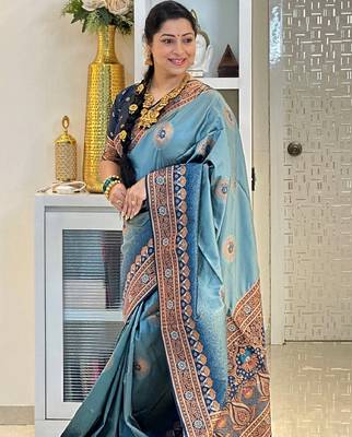 sky blue silk blend banarasi saree with unstitched blouse piece 4