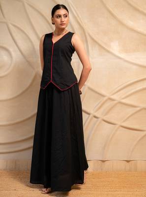 black sleeveless v-neck top with flared skirt set of 2 3