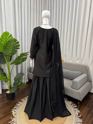 Black Palazzo Set With Dupatta Embroidered Palazzo 3