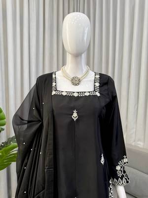 Black Palazzo Set With Dupatta Embroidered Palazzo 4