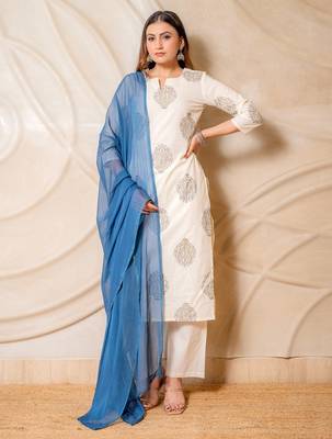 Off white printed straight kurta with pants & blue dupatta  set of 3 3