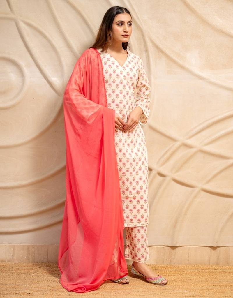 Cream floral printed cotton kurta with straight pants & dupatta  set of 3