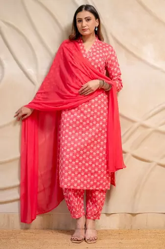 Pink printed kurta with pants & dupatta  set of 3