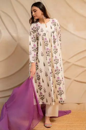 Ivory floral printed straight kurta with pants & purple dupatta  set of 3
