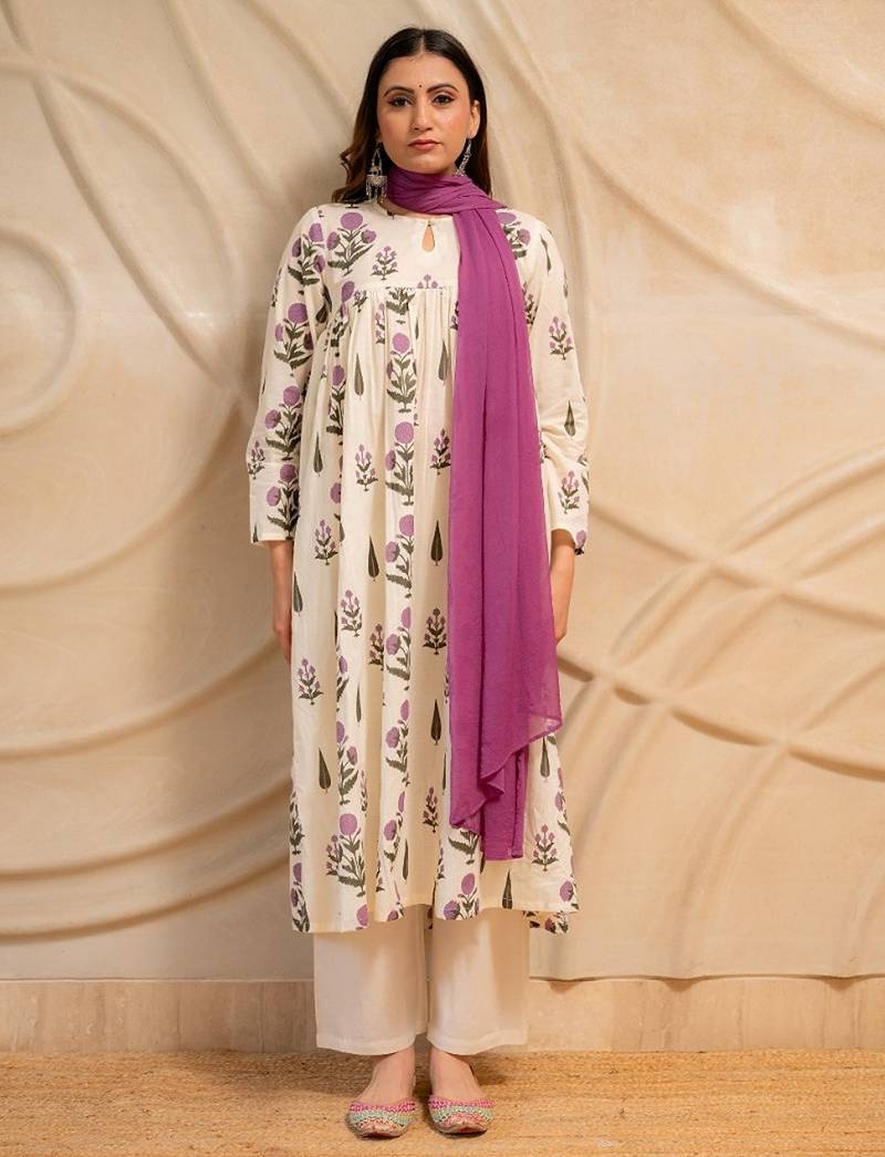 Ivory floral printed straight kurta with pants & purple dupatta  set of 3