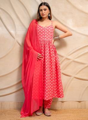 Pink printed sleeveless kurta with pants & dupatta  set of 3 1