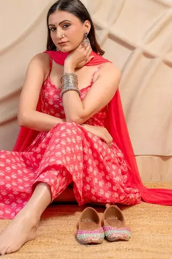 Pink printed sleeveless kurta with pants & dupatta  set of 3
